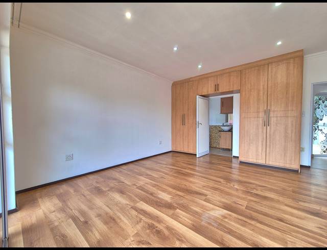 4 BEDROOM HOUSE FOR SALE IN EBOTSE GOLF ESTATE